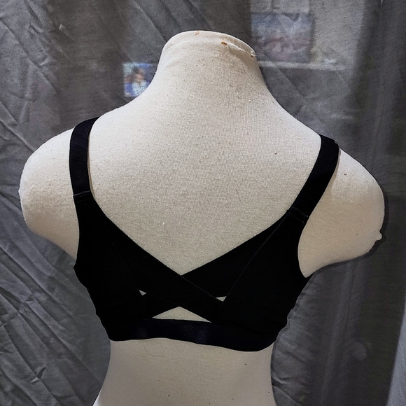 2 All In Motion womens zip front sport Bras size 38c - Picture 7 of 10